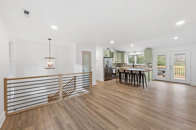 7014 S Dent Road, Hixson, TN 37343