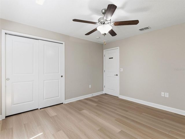 17337 OLD TOBACCO RD, Lutz, FL 33558