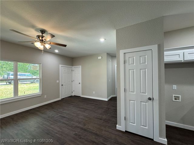 806 S Ada Street, Muldrow, OK 74948