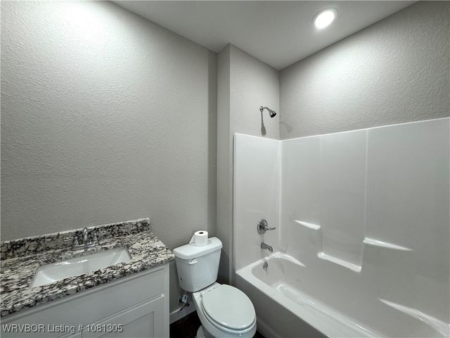 806 S Ada Street, Muldrow, OK 74948