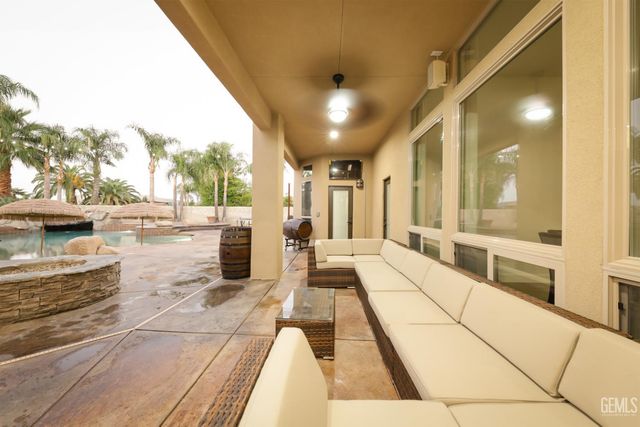 14912 Henderson Avenue, Bakersfield, CA 93314