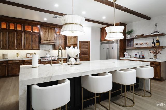 14912 Henderson Avenue, Bakersfield, CA 93314