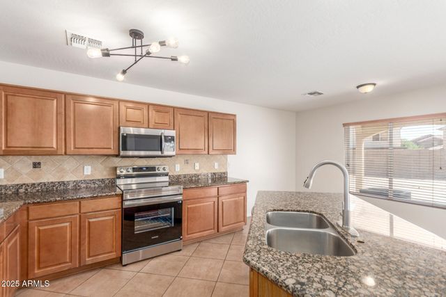 74 N 224TH Avenue, Buckeye, AZ 85326