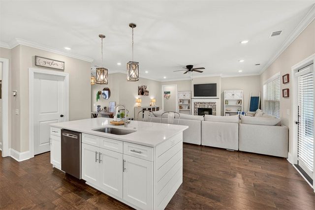 180 Belmont Circle, Brunswick, GA 31525