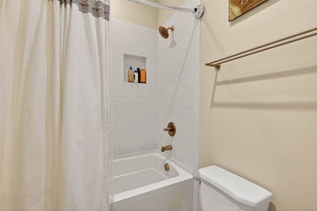 180 Belmont Circle, Brunswick, GA 31525