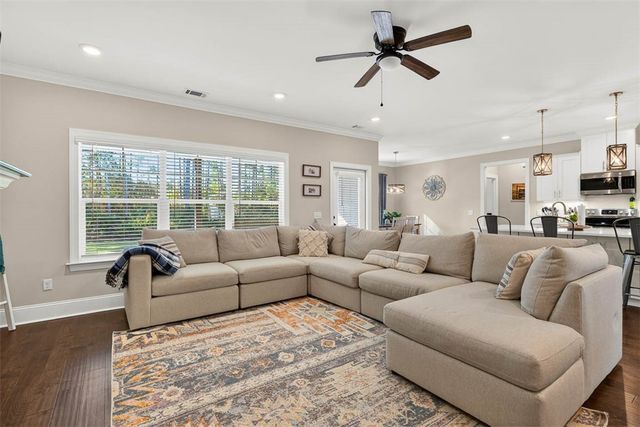 180 Belmont Circle, Brunswick, GA 31525