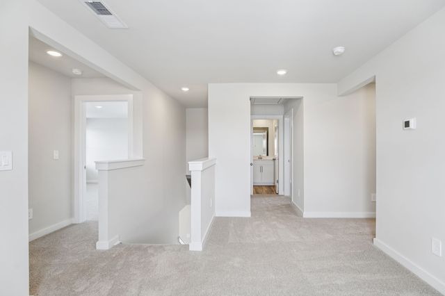 1770 Flora Grv, Hermitage, TN 37076
