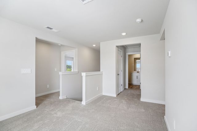 1770 Flora Grv, Hermitage, TN 37076