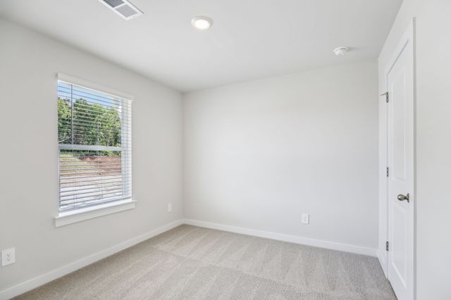 1770 Flora Grv, Hermitage, TN 37076