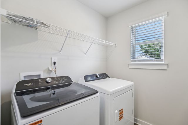 1770 Flora Grv, Hermitage, TN 37076