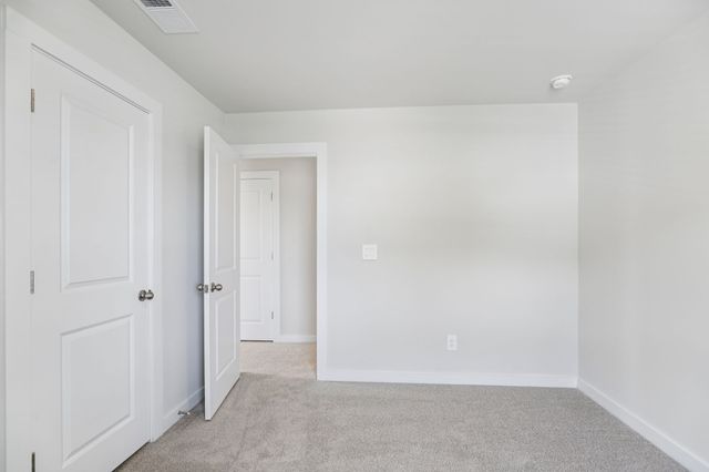 1770 Flora Grv, Hermitage, TN 37076