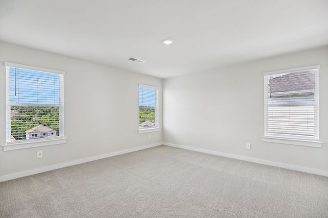 1770 Flora Grv, Hermitage, TN 37076