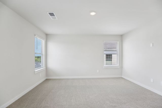 1770 Flora Grv, Hermitage, TN 37076