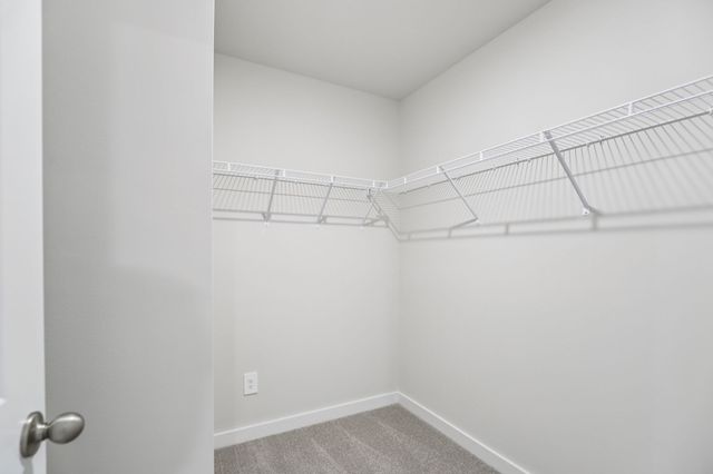 1770 Flora Grv, Hermitage, TN 37076