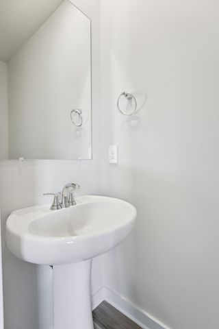 1770 Flora Grv, Hermitage, TN 37076