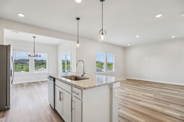 1770 Flora Grv, Hermitage, TN 37076
