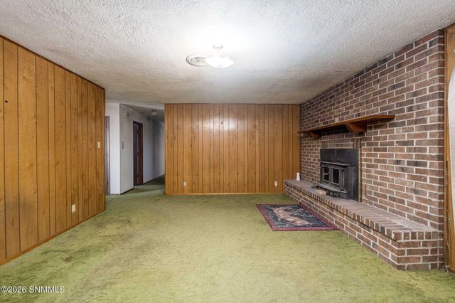 340 Clover Drive, Las Cruces, NM 88001