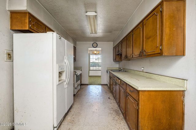 340 Clover Drive, Las Cruces, NM 88001