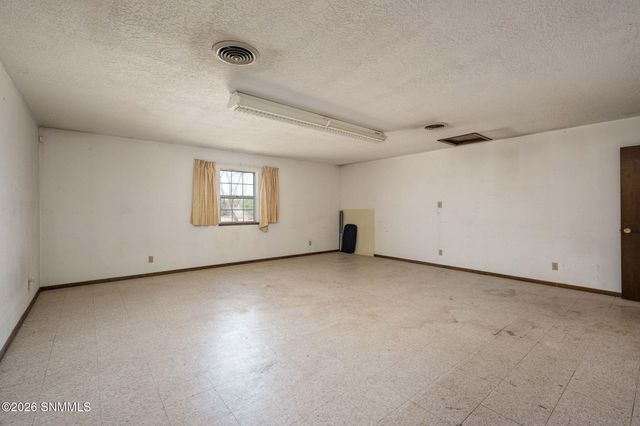 340 Clover Drive, Las Cruces, NM 88001