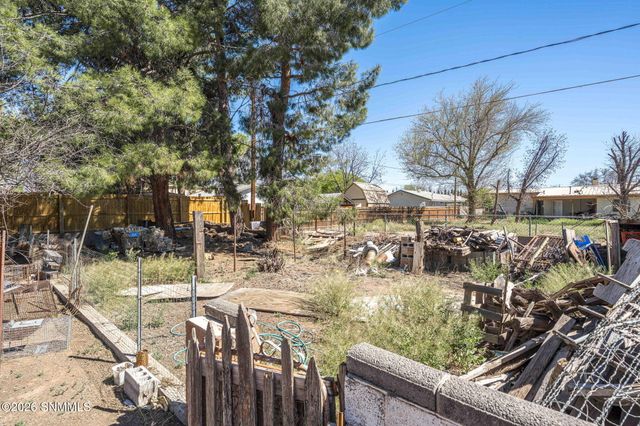 340 Clover Drive, Las Cruces, NM 88001