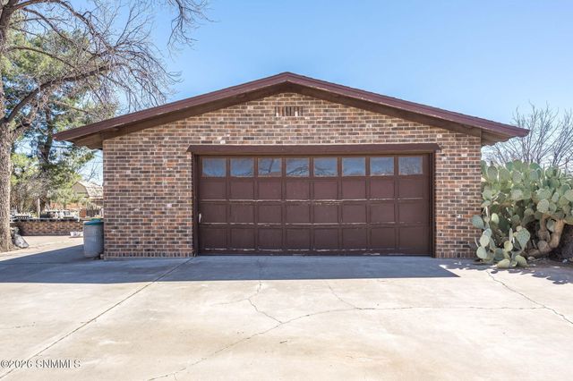 340 Clover Drive, Las Cruces, NM 88001