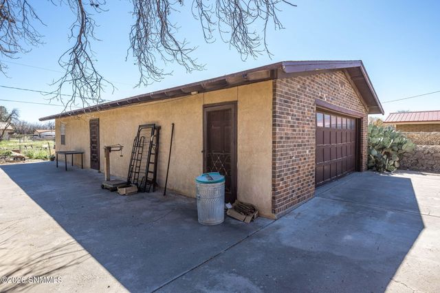 340 Clover Drive, Las Cruces, NM 88001