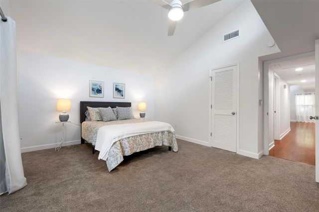 2227 CIRCLEWOOD DRIVE 52, Sarasota, FL 34231