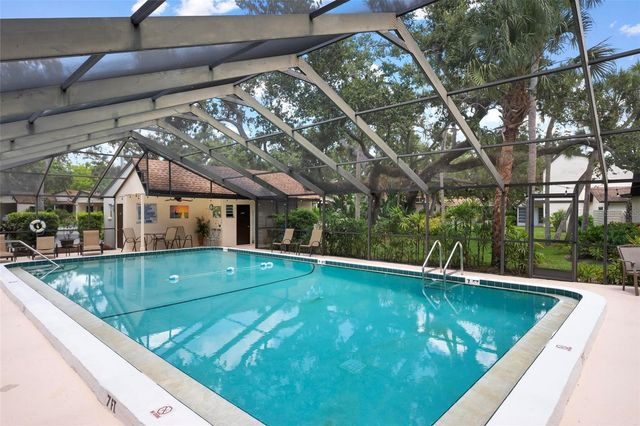2227 CIRCLEWOOD DRIVE 52, Sarasota, FL 34231
