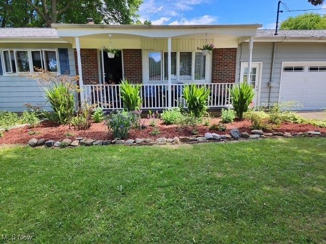 2025 S Plaza Drive, Akron, OH 44319