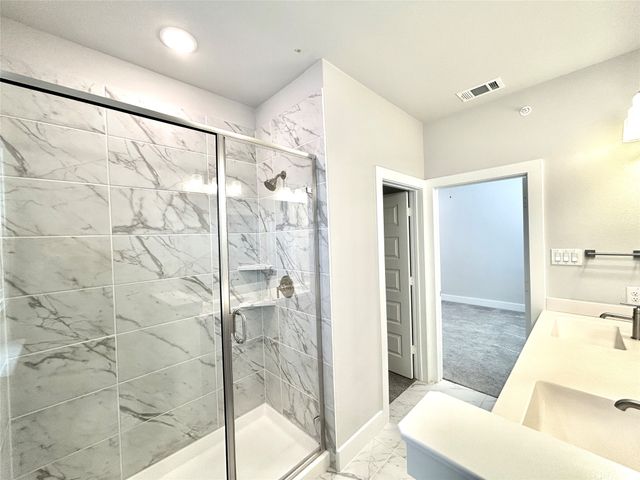 1830 NE Green Oaks Boulevard 102, Arlington, TX 76006