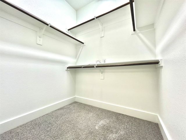 1830 NE Green Oaks Boulevard 102, Arlington, TX 76006