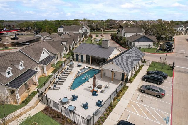 1830 NE Green Oaks Boulevard 102, Arlington, TX 76006