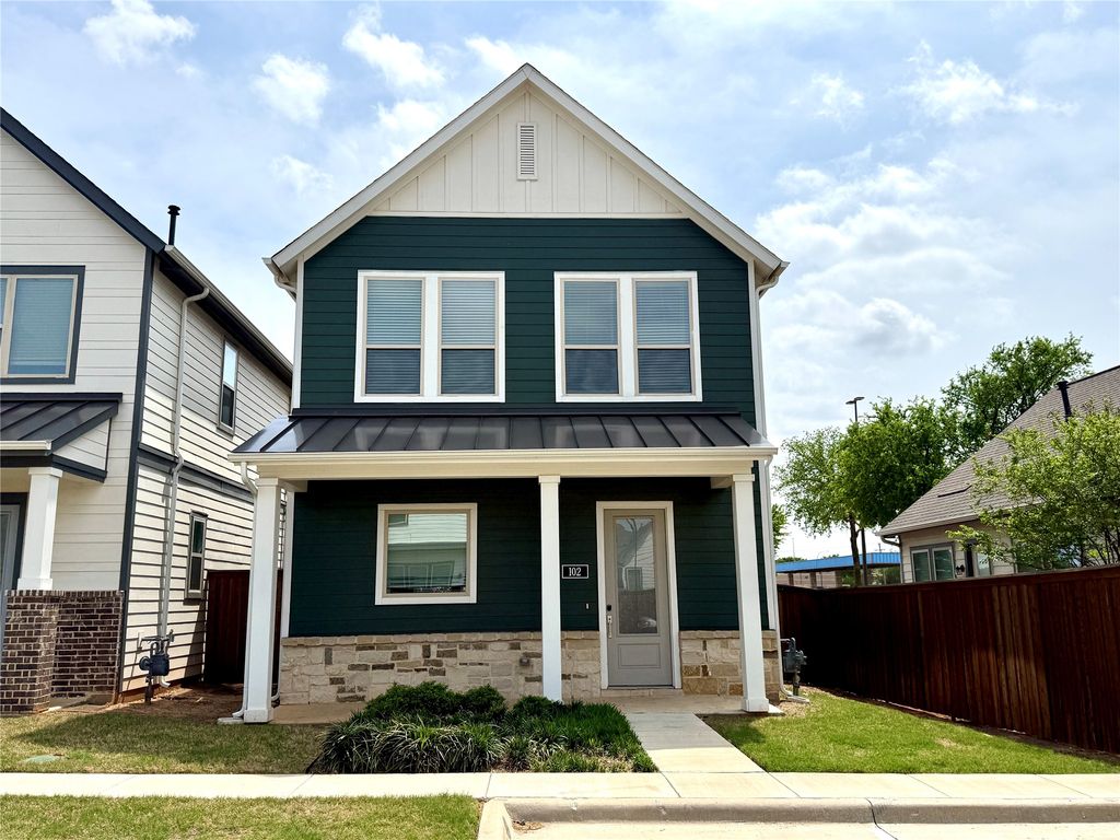 1830 NE Green Oaks Boulevard 102, Arlington, TX 76006