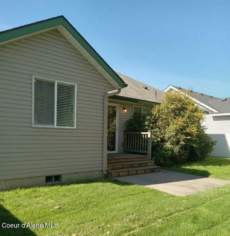 812 N Doryport CT, Post Falls, ID 83854