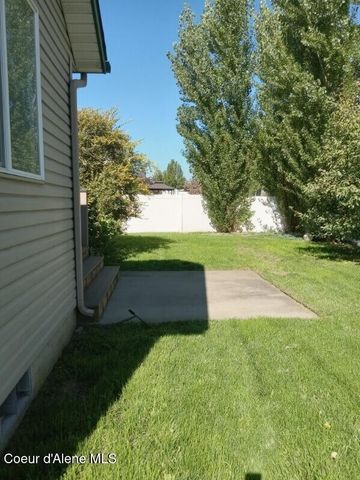 812 N Doryport CT, Post Falls, ID 83854
