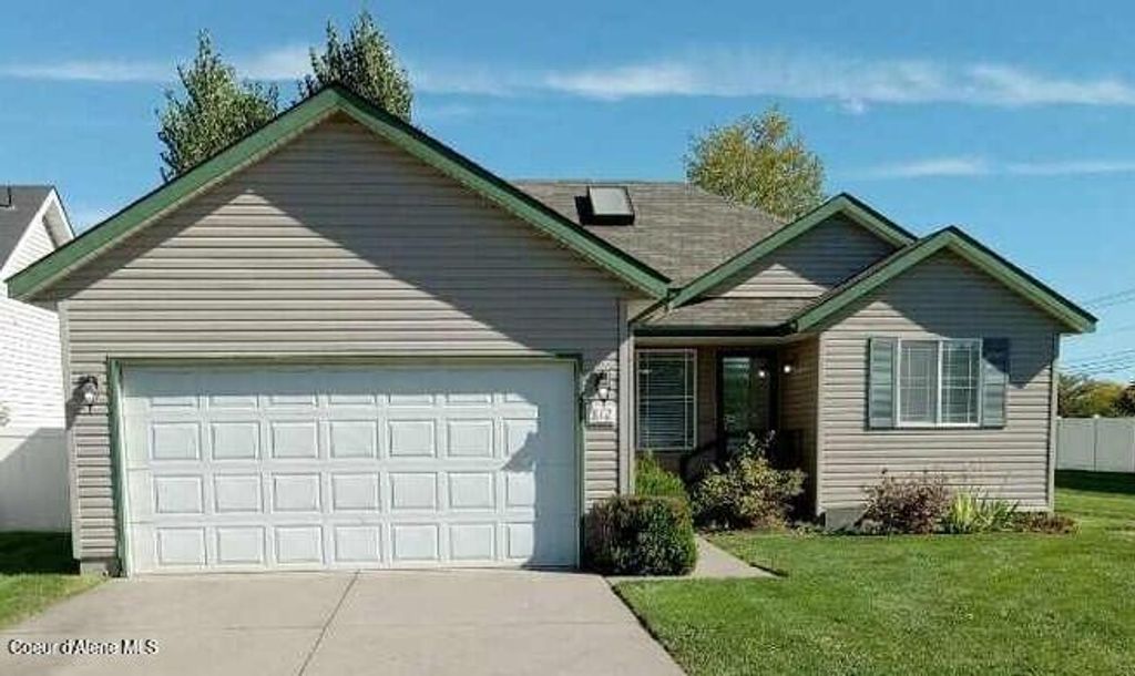 812 N Doryport CT, Post Falls, ID 83854