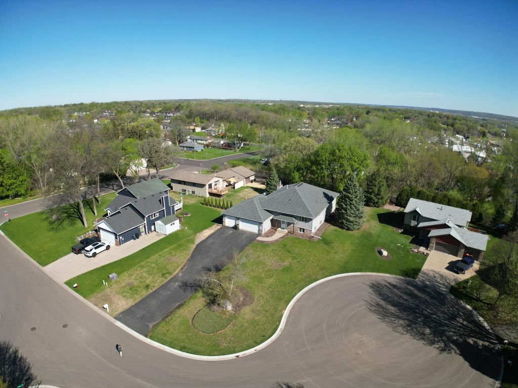 7818 Davidson Court, Inver Grove Heights, MN 55076 — exterior