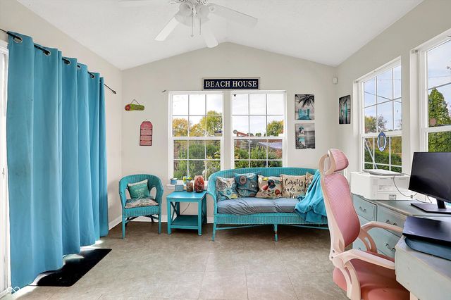 950 Weeping Way Lane, Avon, IN 46123