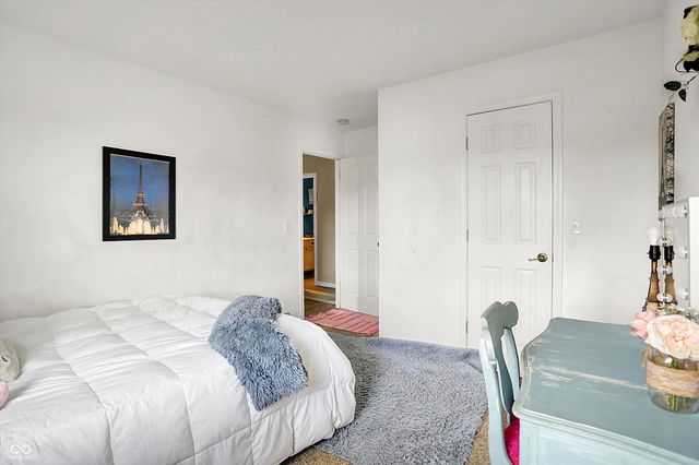 950 Weeping Way Lane, Avon, IN 46123