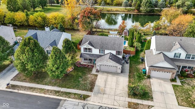 950 Weeping Way Lane, Avon, IN 46123