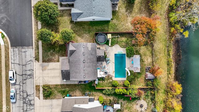 950 Weeping Way Lane, Avon, IN 46123