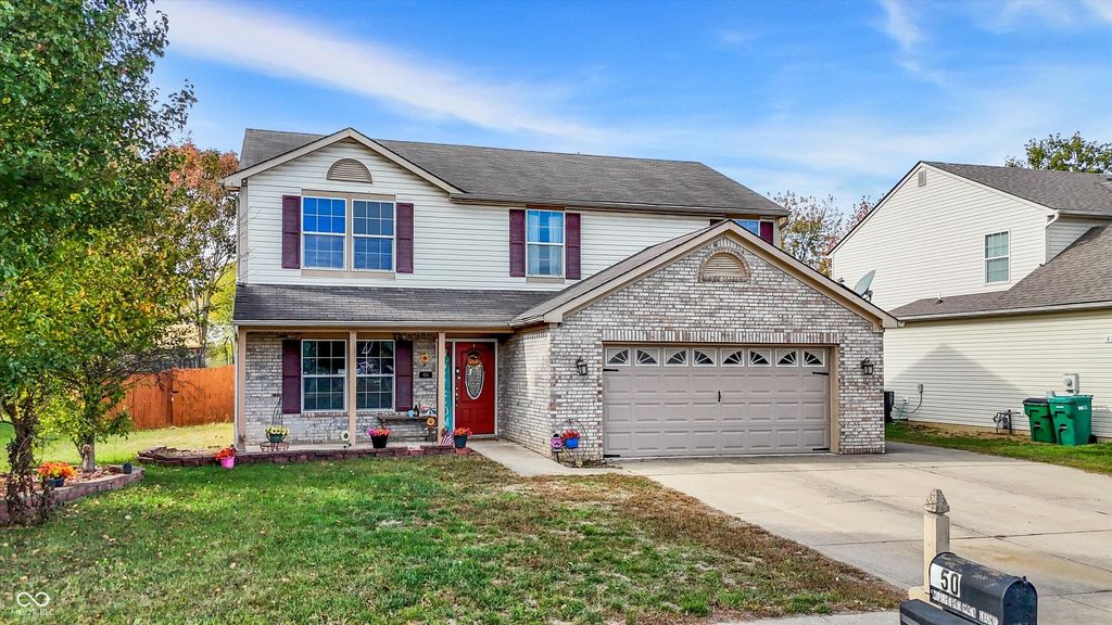 950 Weeping Way Lane, Avon, IN 46123