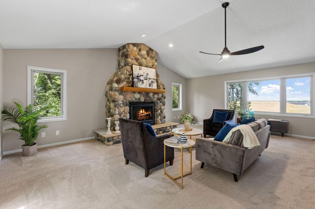 18741 Highview Avenue, Lakeville, MN 55044