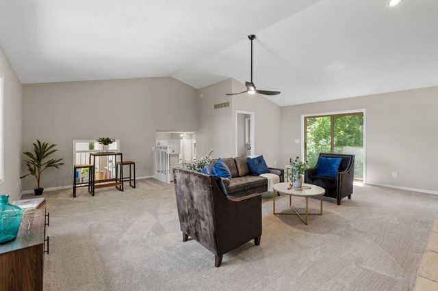 18741 Highview Avenue, Lakeville, MN 55044