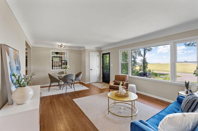 18741 Highview Avenue, Lakeville, MN 55044