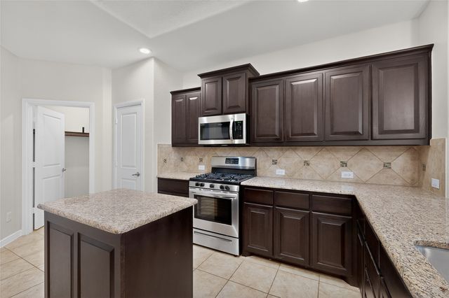 2524 Red Draw Road, Fort Worth, TX 76177