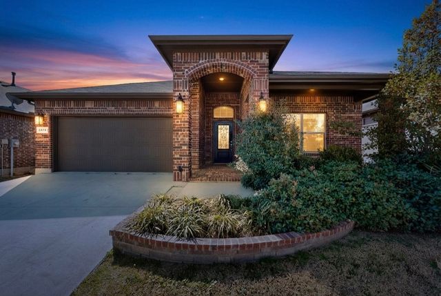 2524 Red Draw Road, Fort Worth, TX 76177