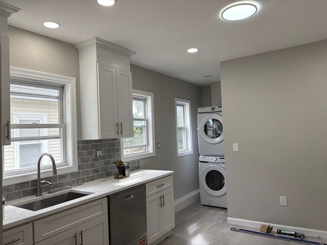 186-188 Sheridan Ave 2, Medford, MA 02155