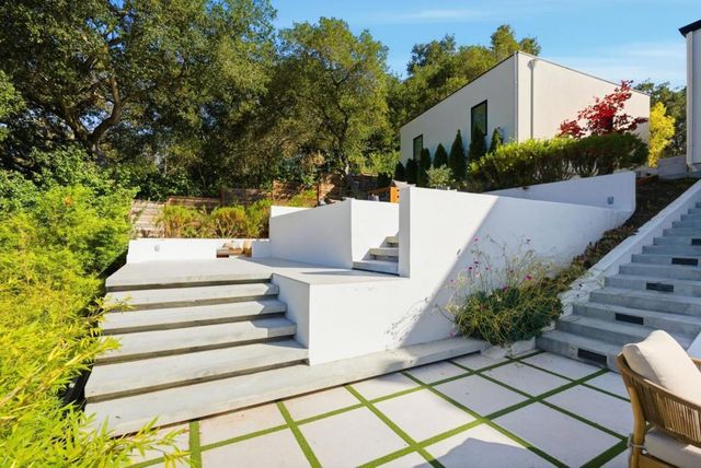 1669 Whitham Avenue, Los Altos, CA 94024