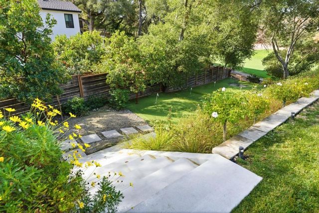 1669 Whitham Avenue, Los Altos, CA 94024